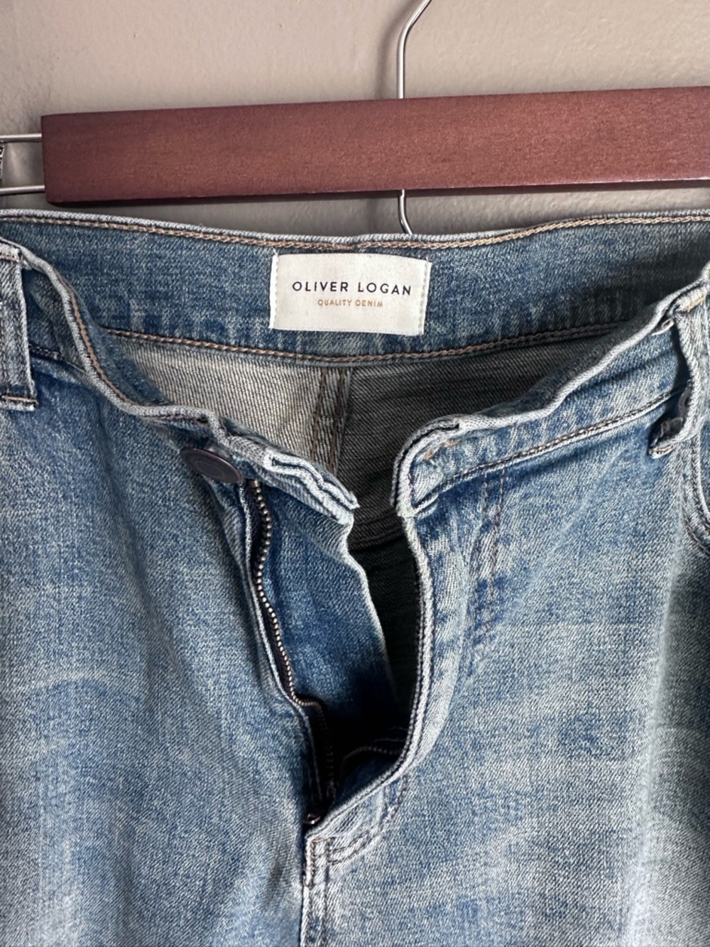 Women’s Relaxed Boyfriend Jeans - Picture 7 of 12